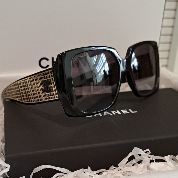CHANEL Accessories - NWT CHANEL Black And Gold Sunglasses